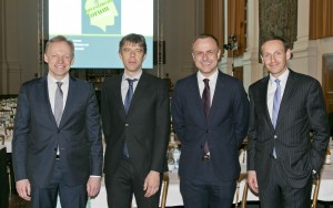 v.l.n.r. Clemens Fuest, Philipp Ther, Peter Neumann, Markus Ploner