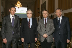 v.l.n.r. Markus Ploner, Wolfgang Petritsch, Anton Pelinka, Josef Zechner